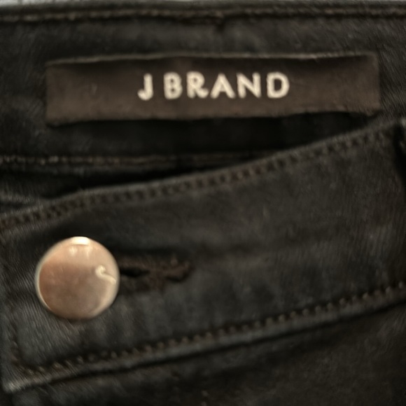 J Brand- cropped Ellis Black Code. Size 29 - Picture 2 of 3